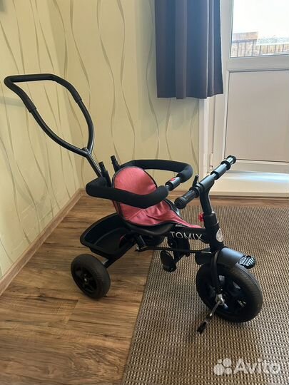 Детский велосипед с ручкой