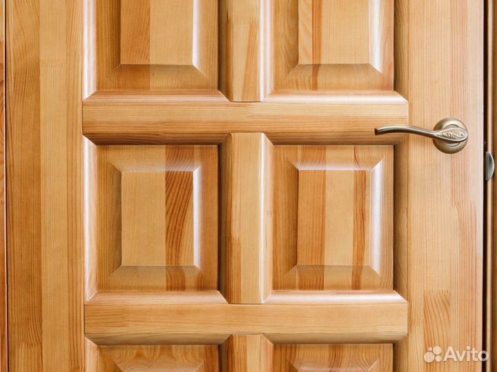 Двери межкомнатные массив сосны М-6 Орех