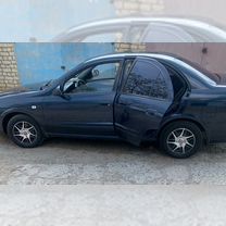 Nissan Almera Classic 1.6 MT, 2012, 81 999 км, с пробегом, цена 1 200 000 руб.