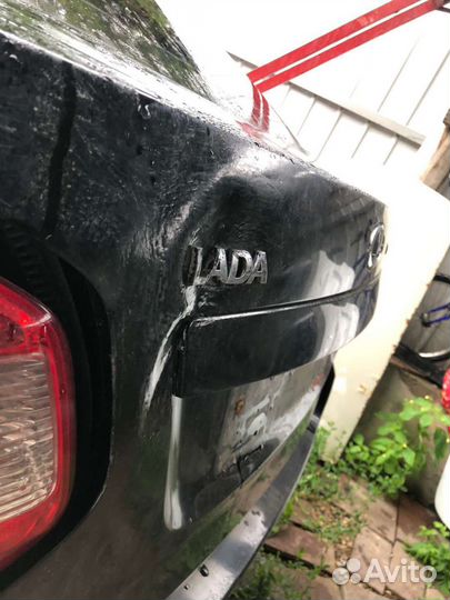 Крышка багажника с дефектом granta