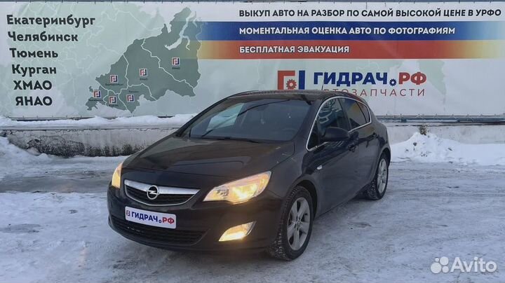 Замок двери задней левой Opel Astra (J) 133173