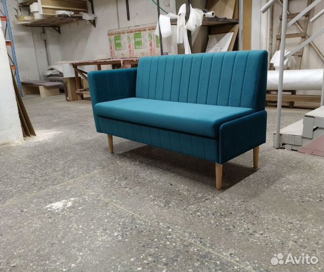 Кухонный диван узкий в наличии 140