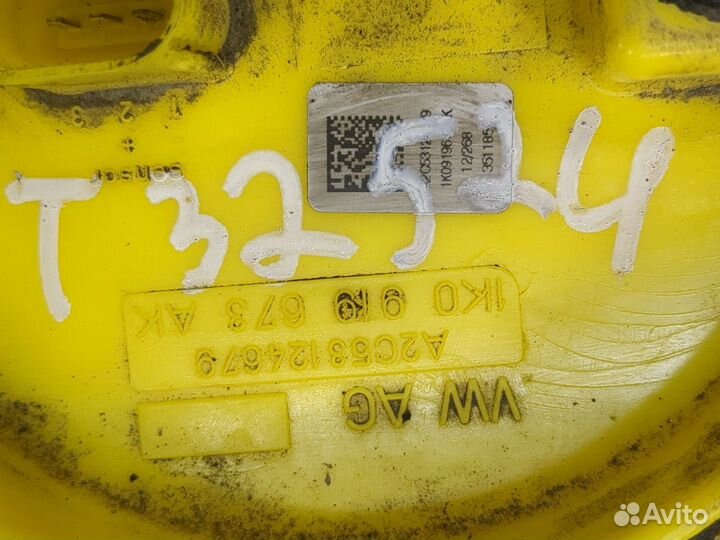 Датчик уровня топлива Skoda Yeti, 2012