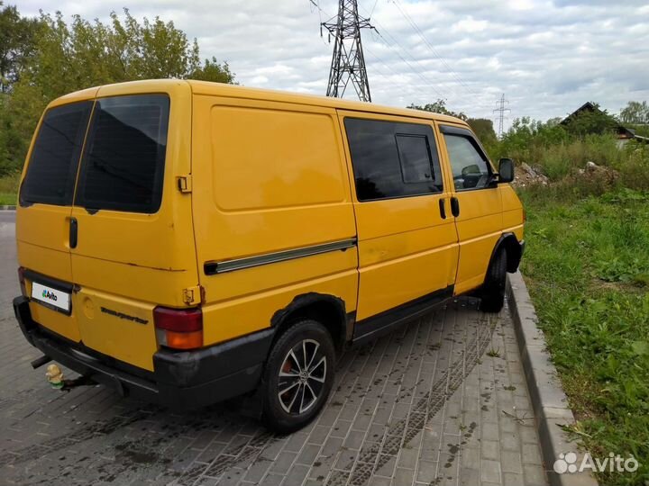 Volkswagen Transporter 2.4 МТ, 1995, 422 000 км
