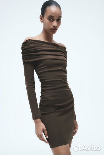 Платье со спущенными плечами Zara (хит 2024)