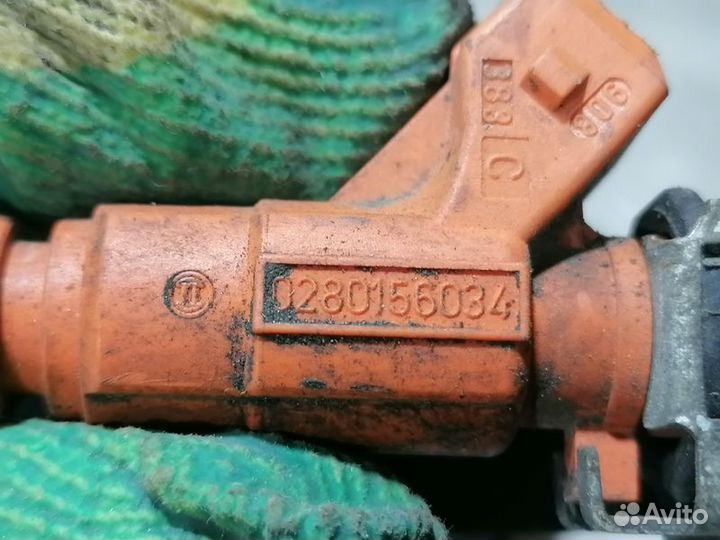 Форсунка двигателя Peugeot 307 2001 2008