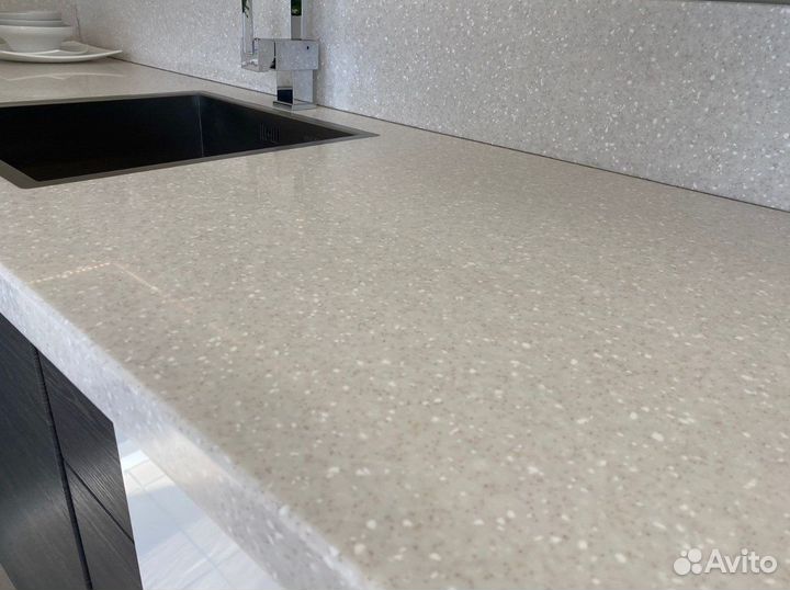 Столешница из искусственного камня