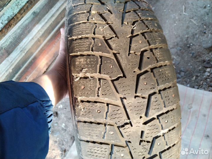 Maxxis ArcticTrekker NS3 225/70 R16