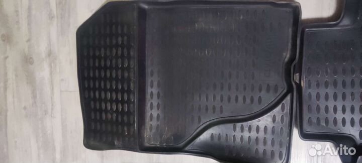 Автомобильные коврики резиновые honda civic