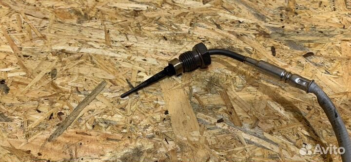 Датчик температуры в выпускном коллекторе