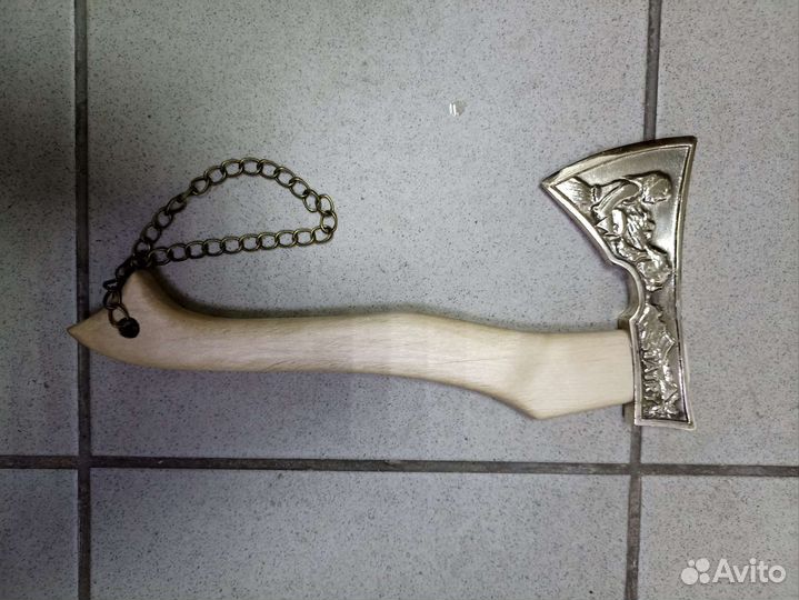 Топор бронзовый.винтаж