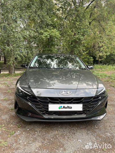 Hyundai Elantra 1.6 AT, 2022, 9 700 км