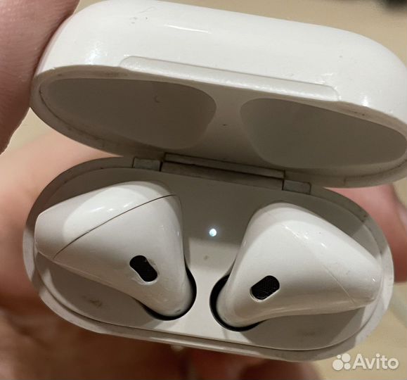 Airpods