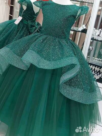 Вечернее платье для девочки на выпускной