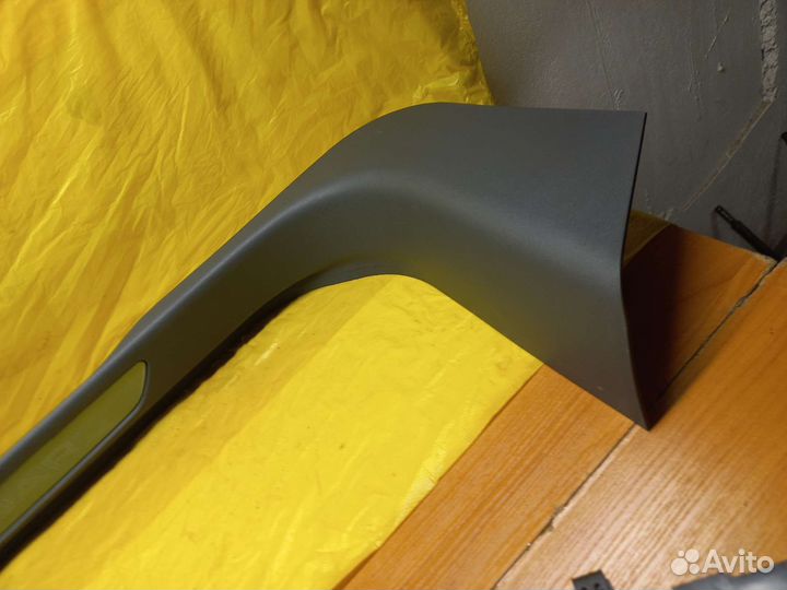 Накладка порога передняя Jaguar E-pace x540