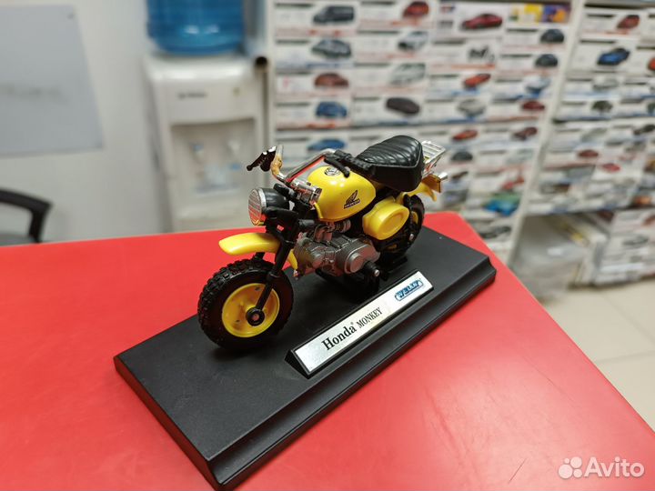 Honda Monkey 1967 1:18 Welly