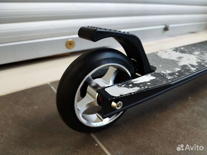 Трюковой самокат Jintech