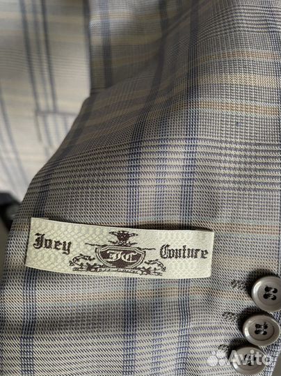 Костюмы нарядные новые 6-7 лет и 2-3 года