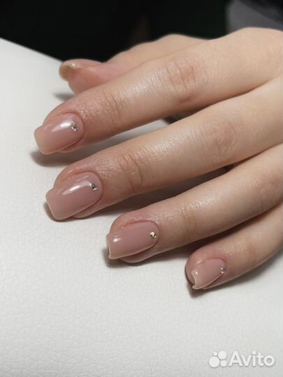 Мастер маникюра и педикюра