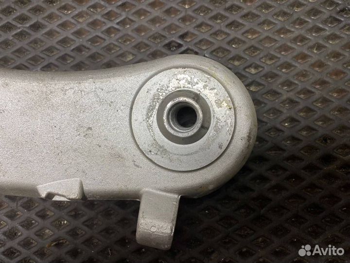 Кронштейн двигателя передний Volvo FH4 21565996