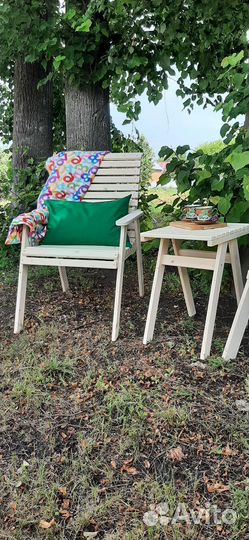 Набор садовой мебели из дерева