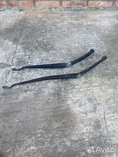 Nissan teana j31 поводок дворника