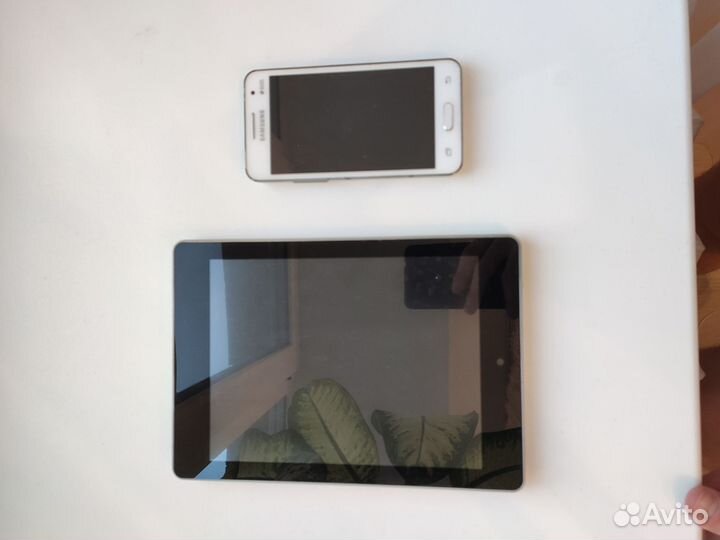 На запчасти планшет и телефон
