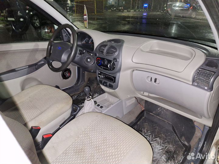 LADA Kalina 1.6 МТ, 2011, 196 000 км