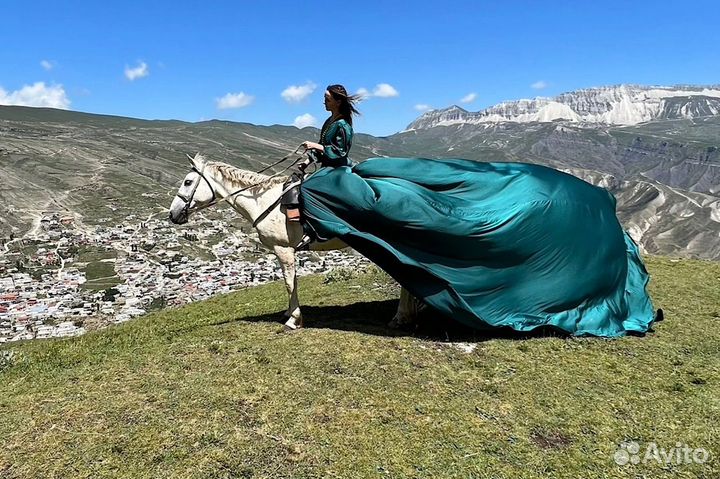 Прокат аренда платьев