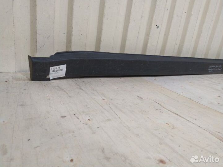 Накладка на порог правая Subaru Forester SH