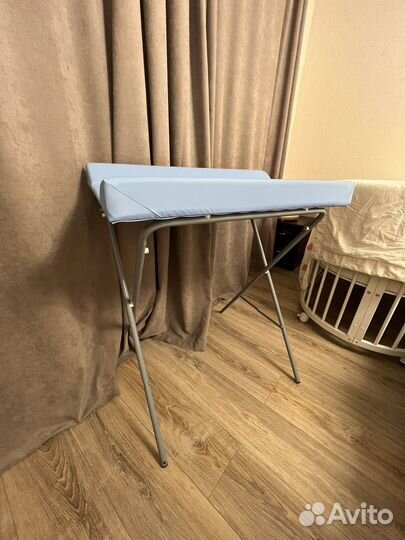 Пеленальный столик