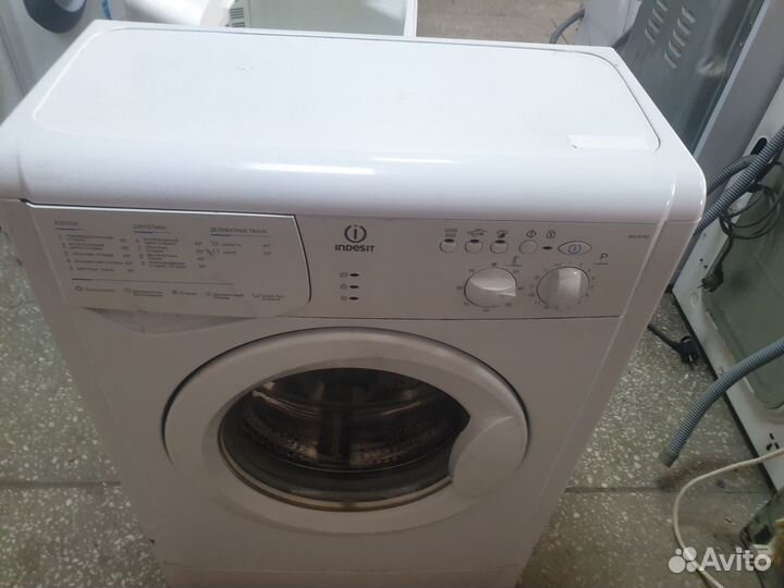 Стиральная машина Indesit 4кг