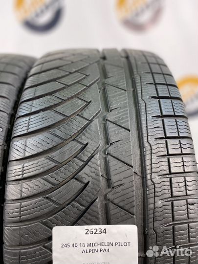 Michelin Pilot Alpin PA4 245/40 R18 97V