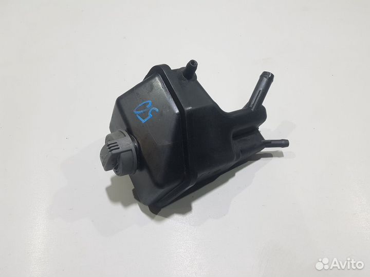 Бачок гура ауди а8 audi s8