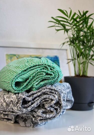 Простынь на резинке детская новое