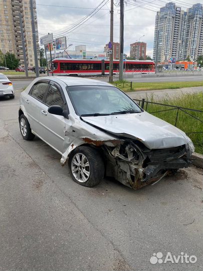 Chevrolet Lacetti 1.4 МТ, 2008, битый, 240 000 км