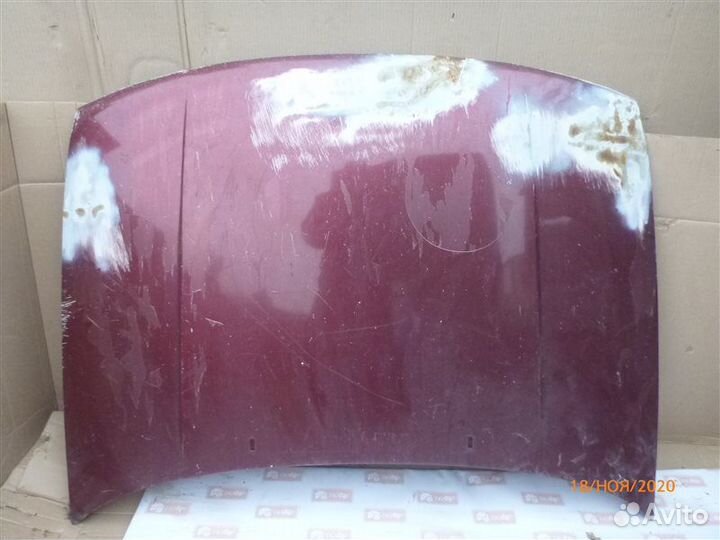 Капот Volkswagen Vento седан ABS 1992