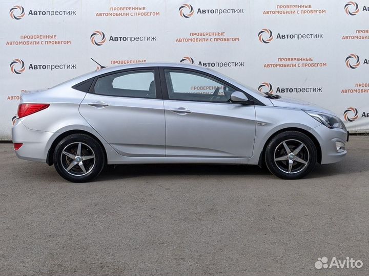 Hyundai Solaris 1.4 AT, 2015, 123 000 км