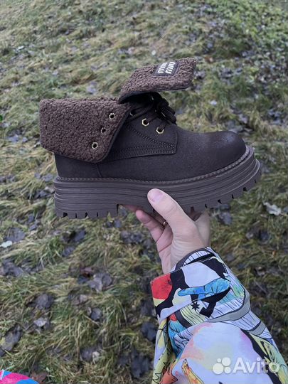 Ботинки женские зимние Miu Miu (36, 38 размеры)