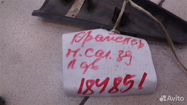 Уголок двери задней левой внутренний Chrysler PT