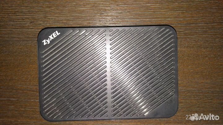 Wi-fi роутер zyxel c 4-портовым коммуникатором