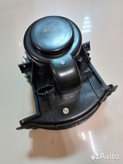 Мотор отопителя салон VolkswageTransporterT5 2003