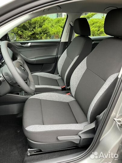 Аренда автомобиля Skoda Rapid без водителя