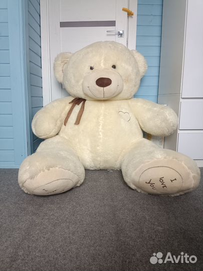 Плюшевый медведь большой