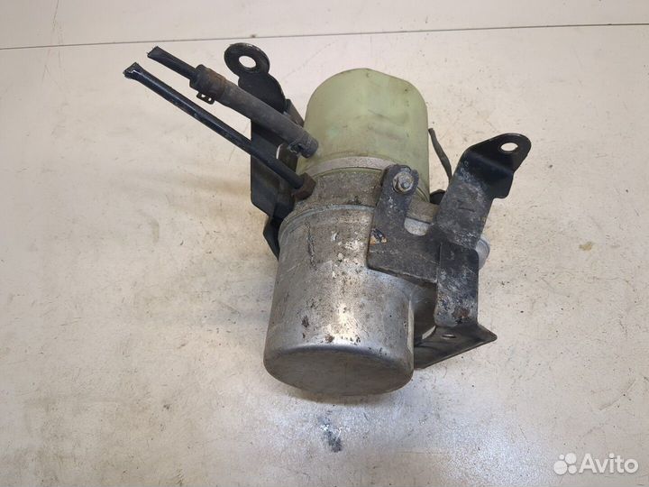 Насос усилителя руля Volkswagen Polo, 2010