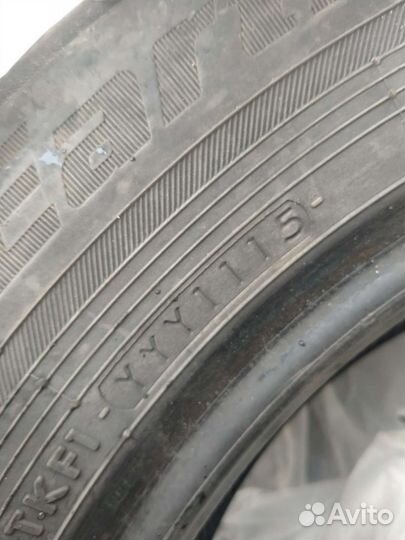 Yokohama BluEarth-ES ES32 215/60 R16 99H