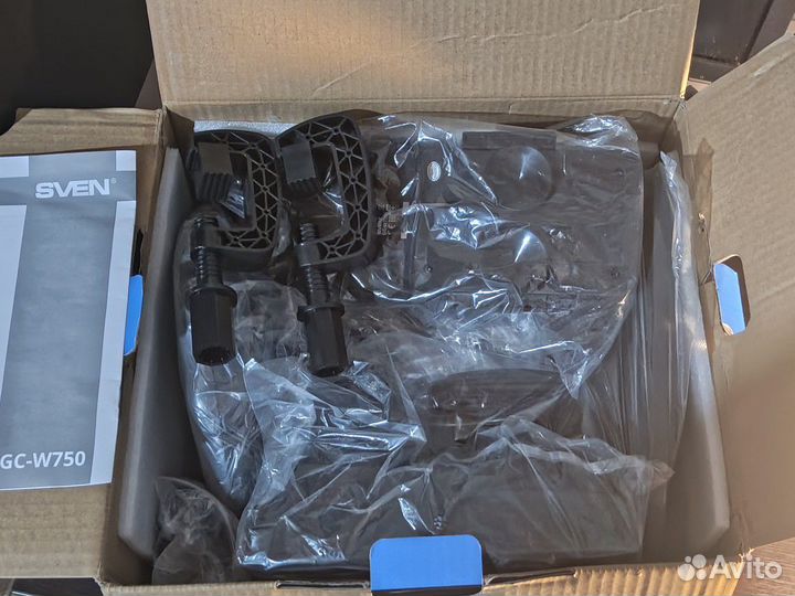 Игровой руль с педалями и коробкой передач