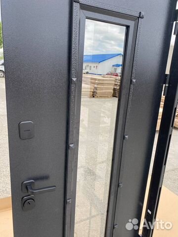 Дверь входная Английская решетка букле черный