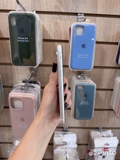 iPhone Xr, 128 ГБ