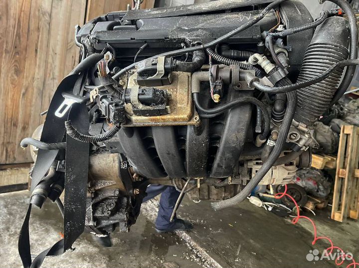 Двигатель контрактный B5254T2 210 л.с